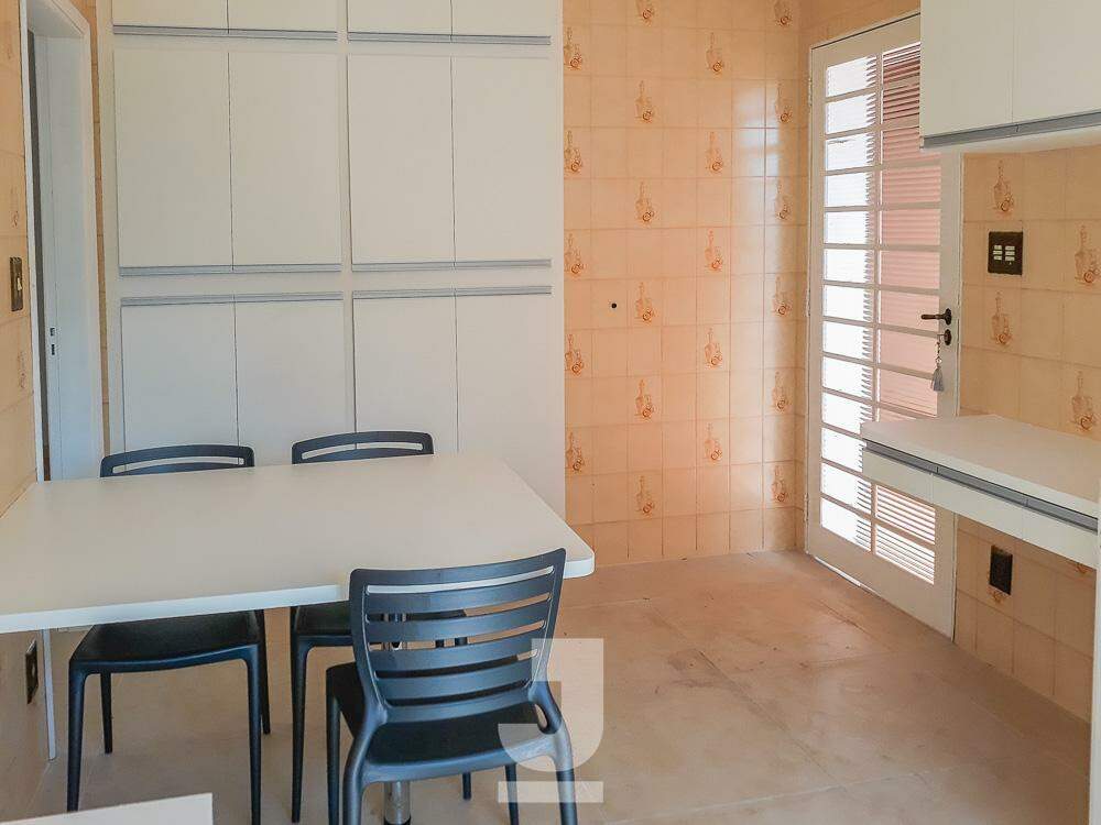 Casa, 4 quartos, 280 m² - Foto 4