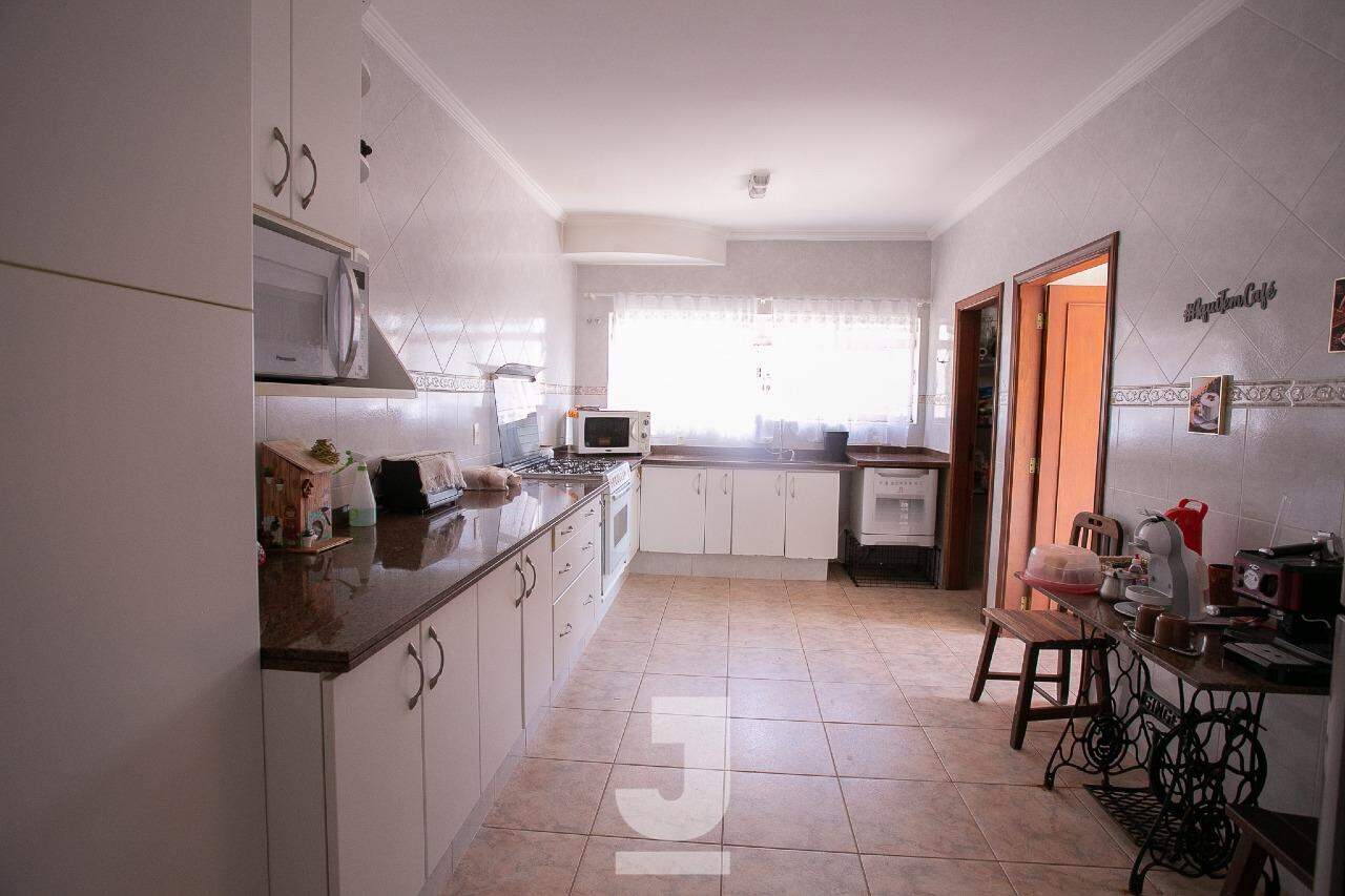 Casa à venda com 4 quartos, 610m² - Foto 15