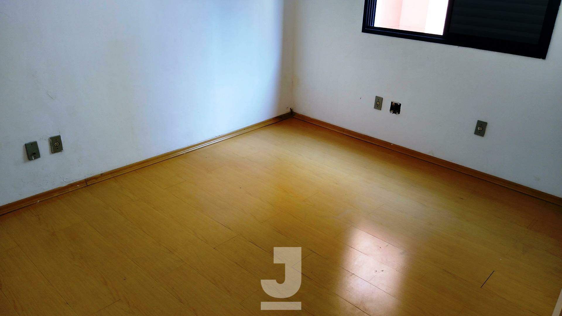 Apartamento à venda com 2 quartos, 70m² - Foto 11