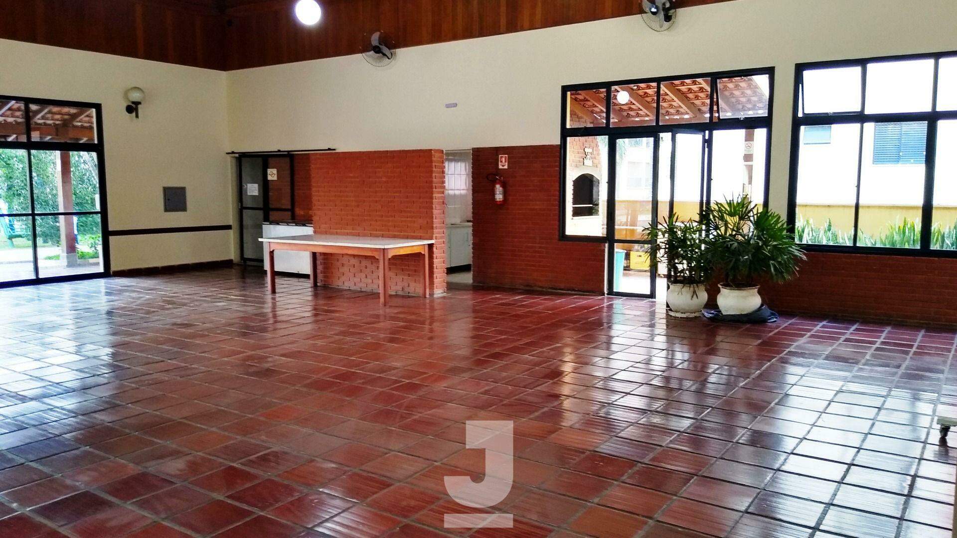 Apartamento à venda com 2 quartos, 70m² - Foto 21