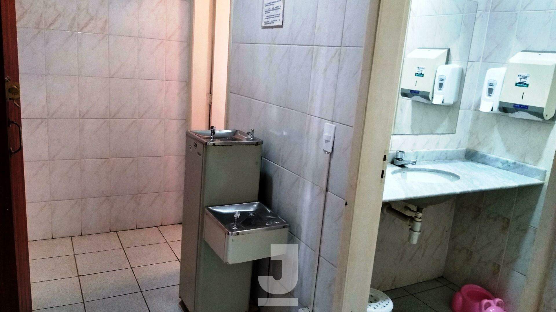 Apartamento à venda com 2 quartos, 70m² - Foto 24