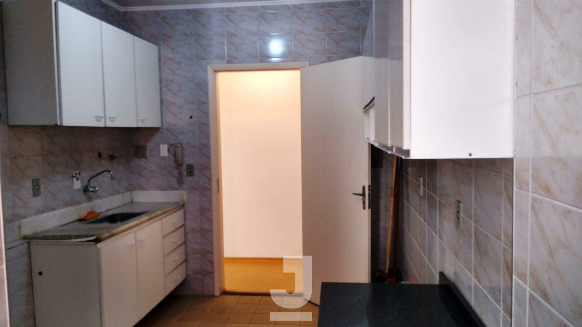 Apartamento à venda com 2 quartos, 70m² - Foto 5