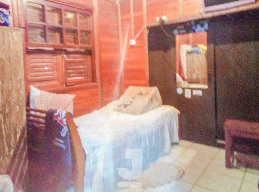 Casa à venda com 2 quartos, 200m² - Foto 17