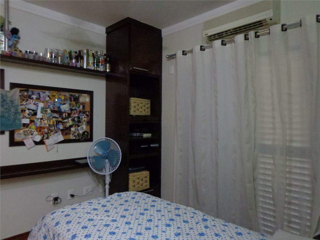 Casa de Condomínio à venda com 4 quartos, 450m² - Foto 15