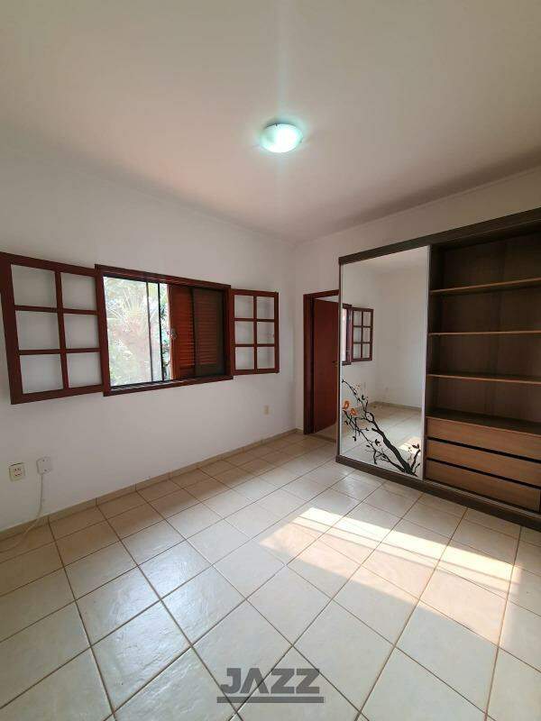 Casa à venda com 4 quartos, 200m² - Foto 11