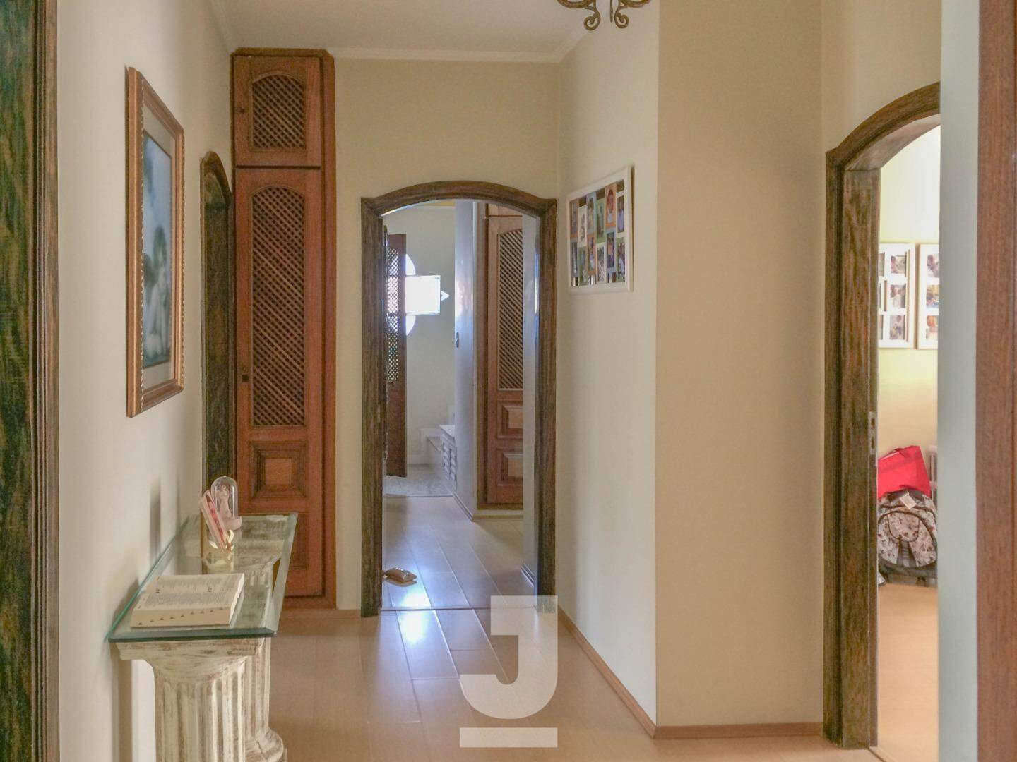 Casa à venda com 4 quartos, 415m² - Foto 11