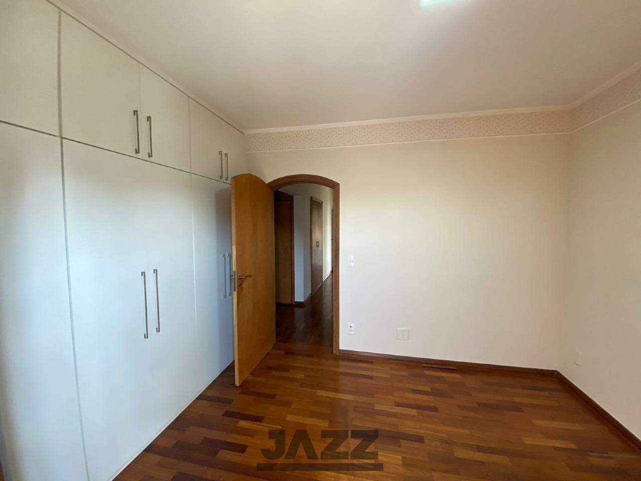 Apartamento à venda com 3 quartos, 204m² - Foto 6