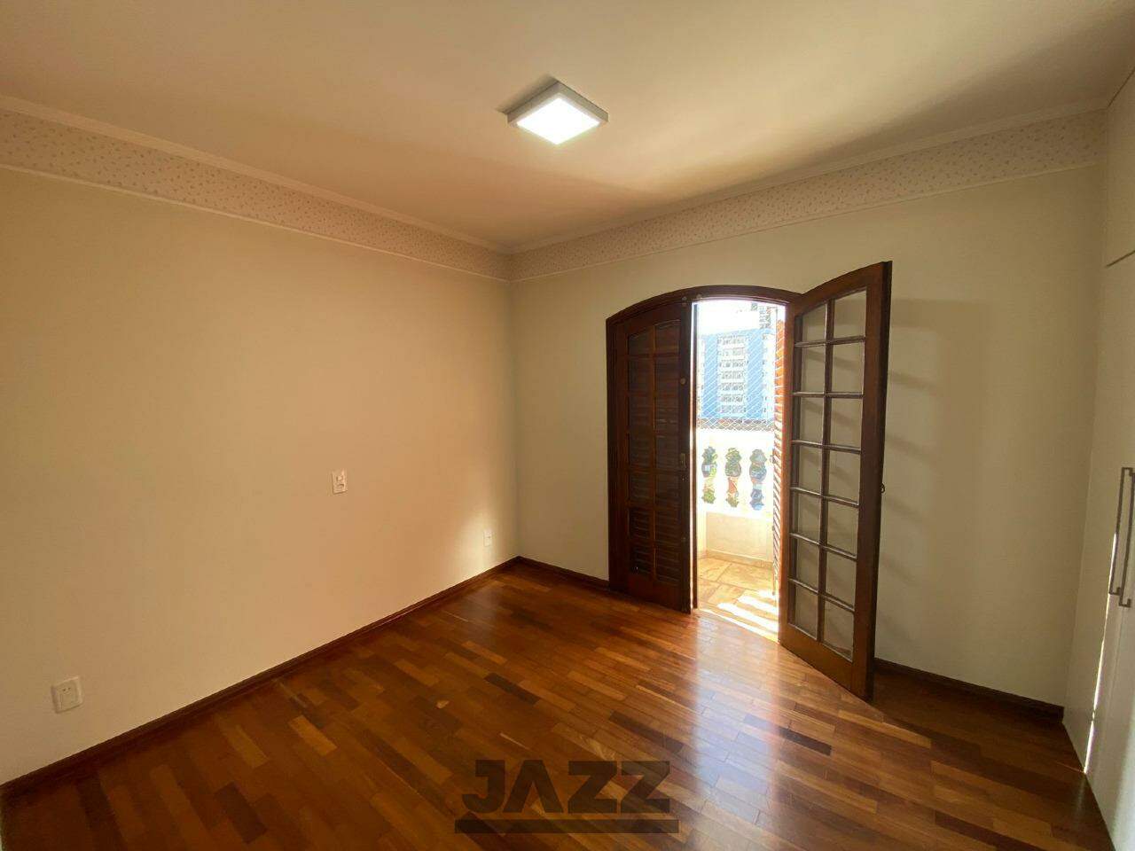 Apartamento à venda com 3 quartos, 204m² - Foto 8