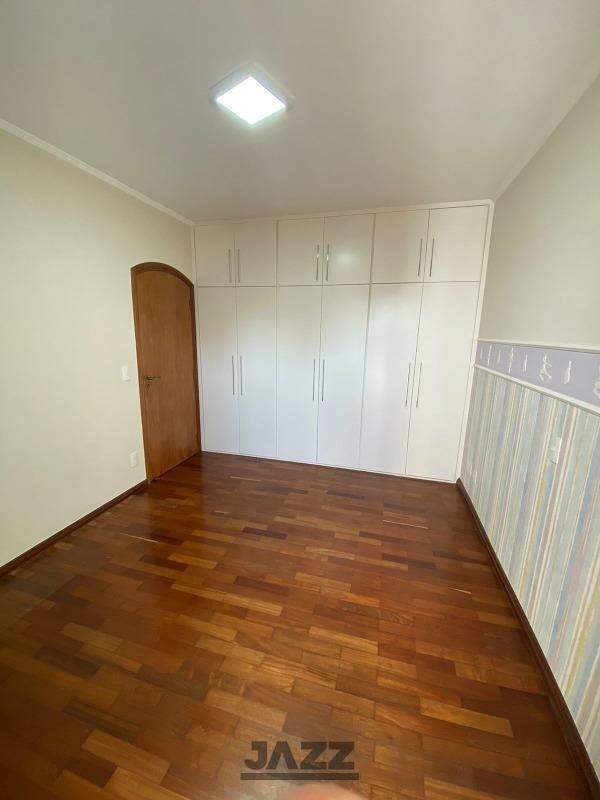 Apartamento à venda com 3 quartos, 204m² - Foto 3