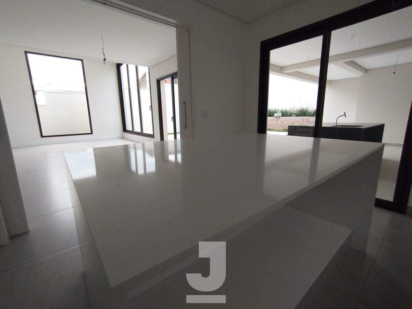 Casa de Condomínio à venda com 4 quartos, 353m² - Foto 8