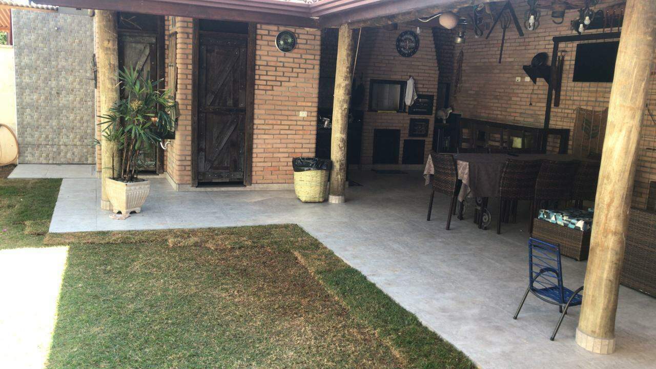 Casa à venda com 4 quartos, 306m² - Foto 29