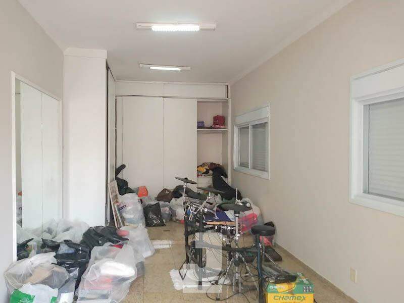 Casa de Condomínio à venda com 5 quartos, 200m² - Foto 28