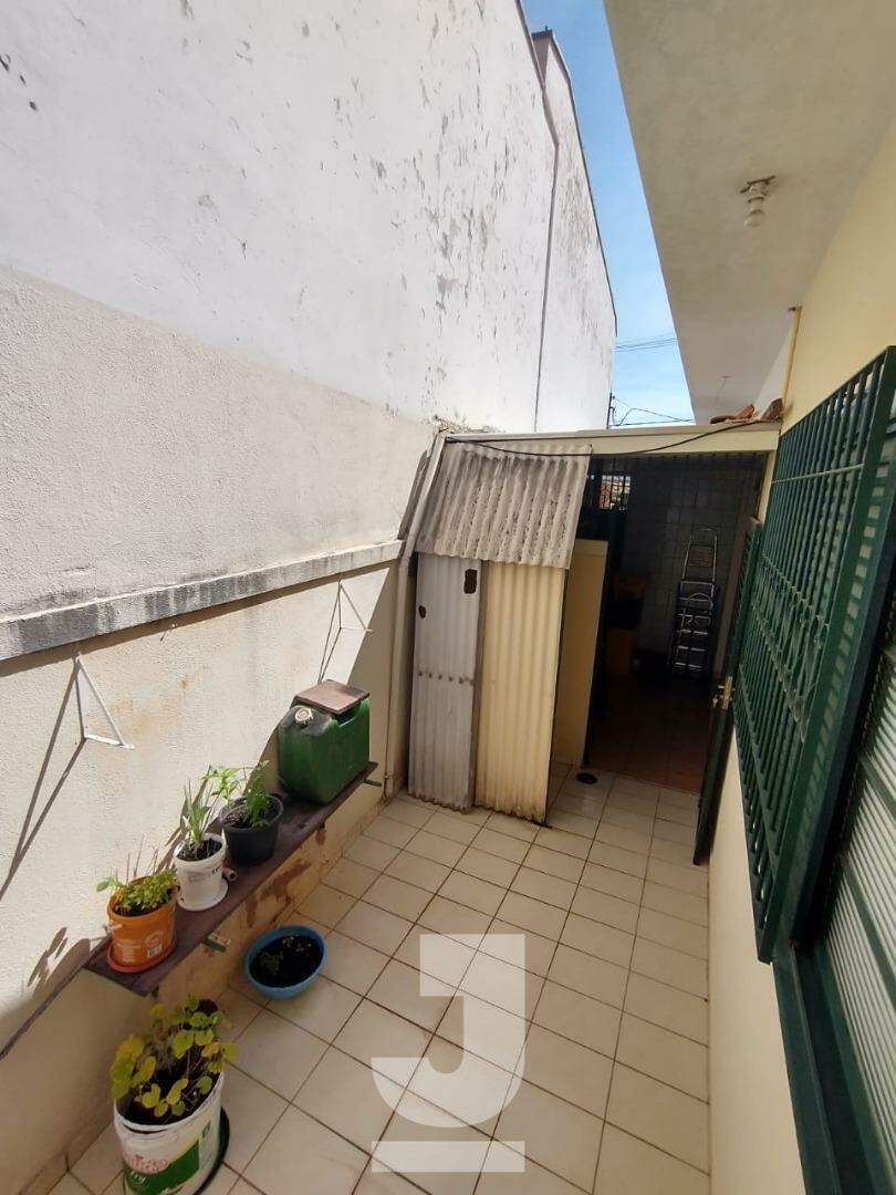 Casa à venda com 3 quartos, 260m² - Foto 20