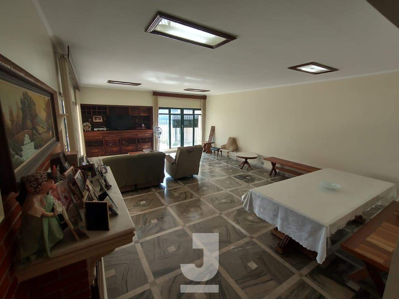 Casa à venda com 3 quartos, 260m² - Foto 27