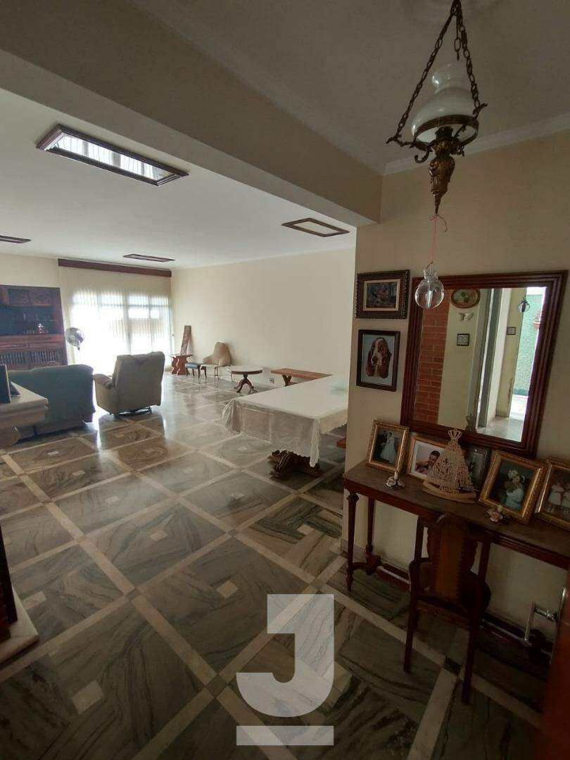 Casa à venda com 3 quartos, 260m² - Foto 22