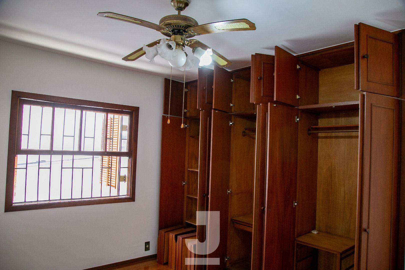 Casa à venda com 3 quartos, 189m² - Foto 13