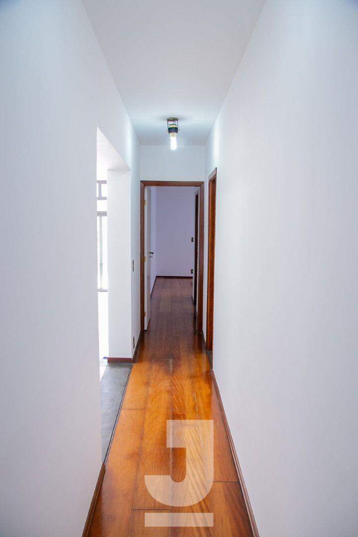 Casa à venda com 3 quartos, 189m² - Foto 9