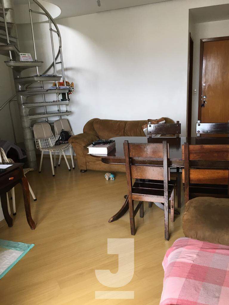 Apartamento à venda com 3 quartos, 260m² - Foto 1