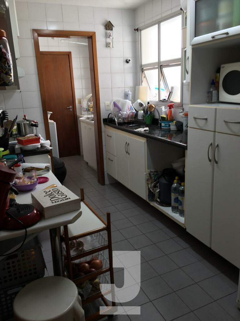 Apartamento à venda com 3 quartos, 260m² - Foto 5