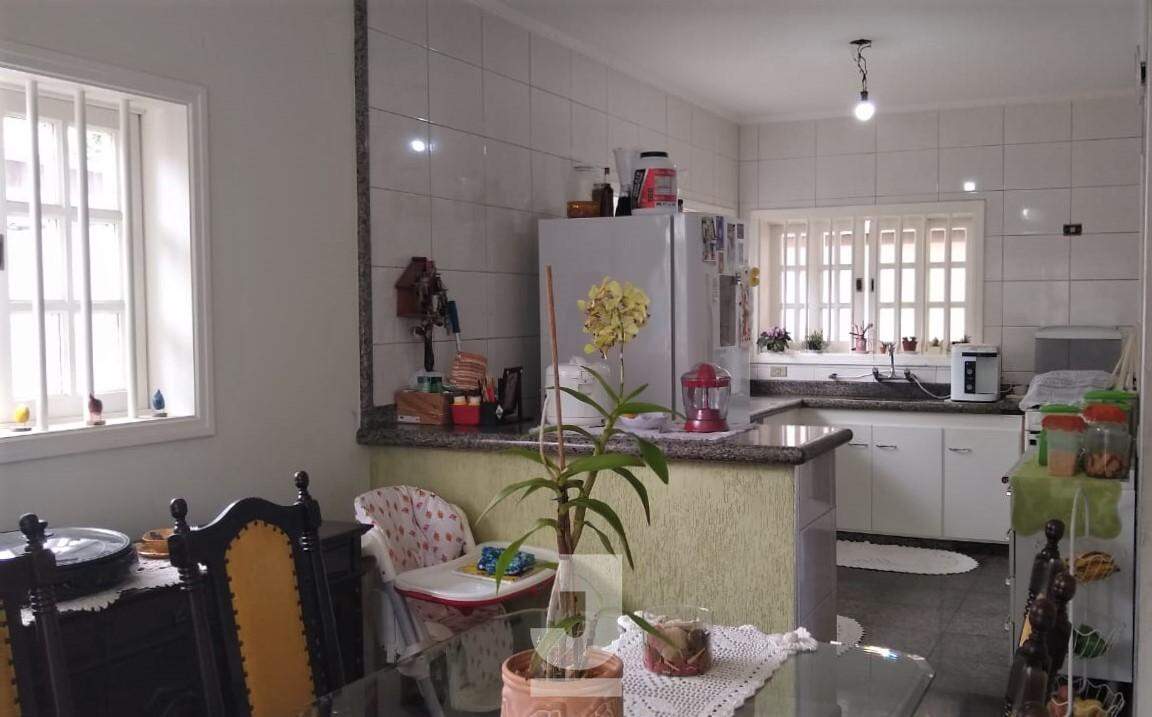 Casa à venda com 4 quartos, 186m² - Foto 8