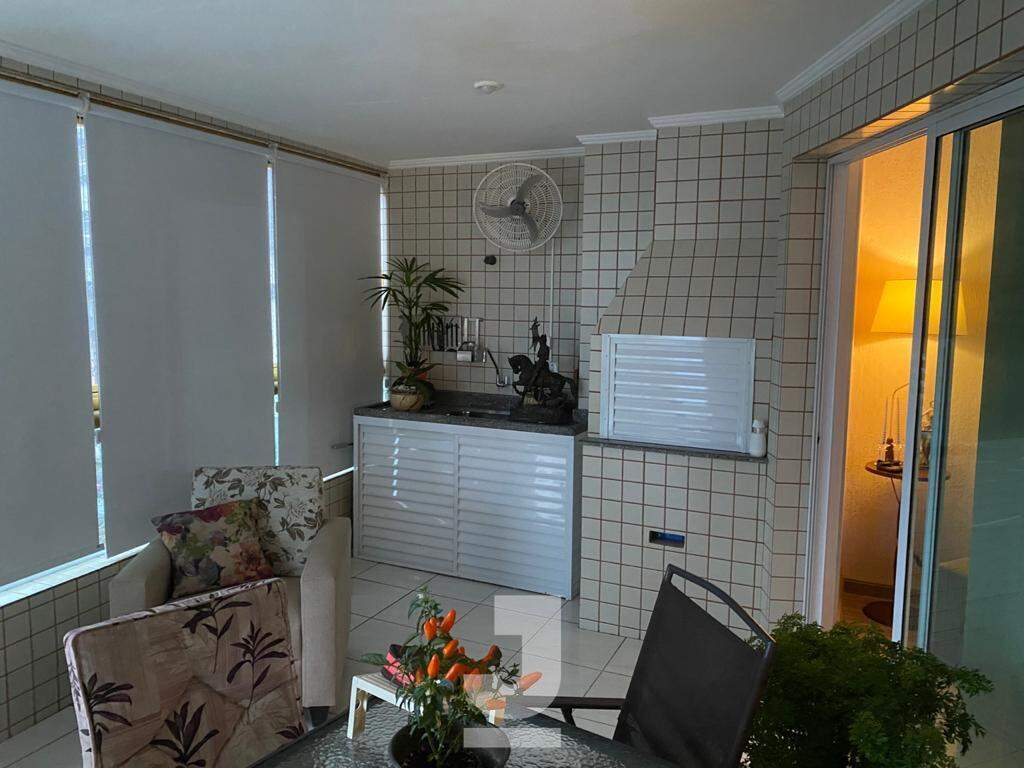 Apartamento à venda com 3 quartos, 115m² - Foto 18