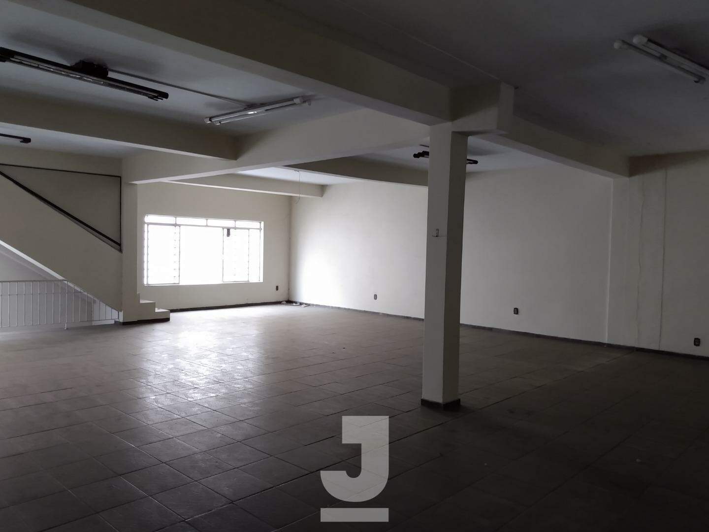 Casa à venda com 3 quartos, 615m² - Foto 12