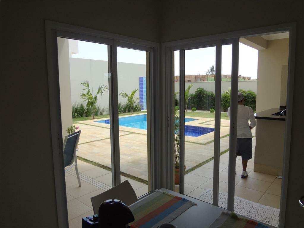 Casa de Condomínio à venda com 4 quartos, 322m² - Foto 9