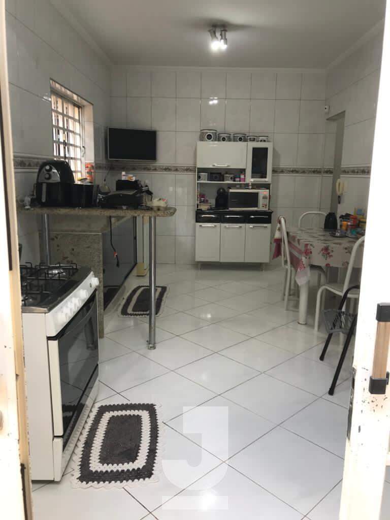 Casa à venda com 3 quartos, 248m² - Foto 13