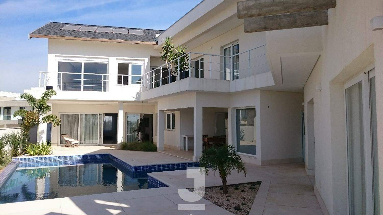 Casa de Condomínio à venda com 4 quartos, 567m² - Foto 1