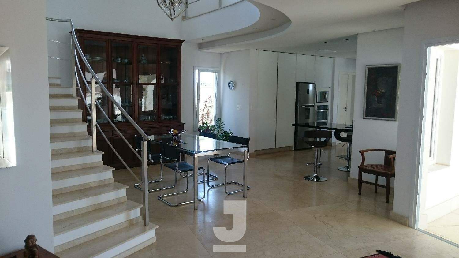 Casa de Condomínio à venda com 4 quartos, 567m² - Foto 3