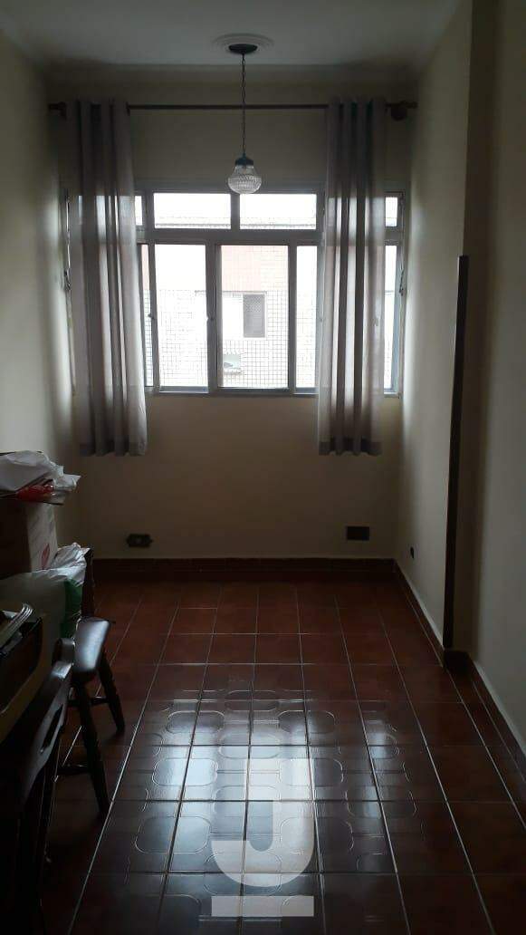 Apartamento à venda com 3 quartos, 234m² - Foto 3