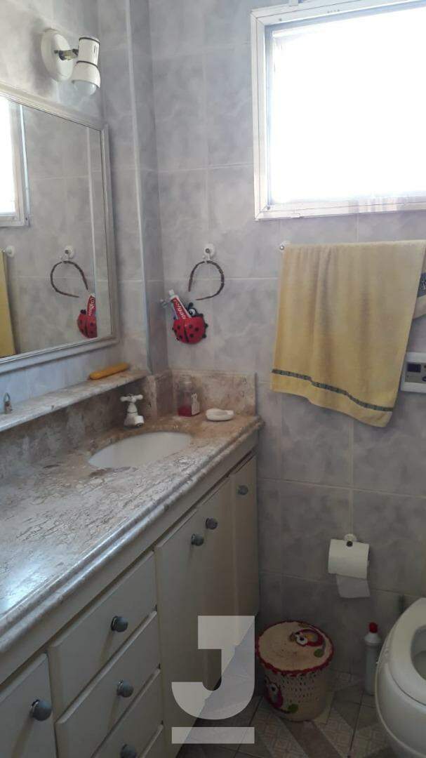 Apartamento à venda com 3 quartos, 234m² - Foto 12