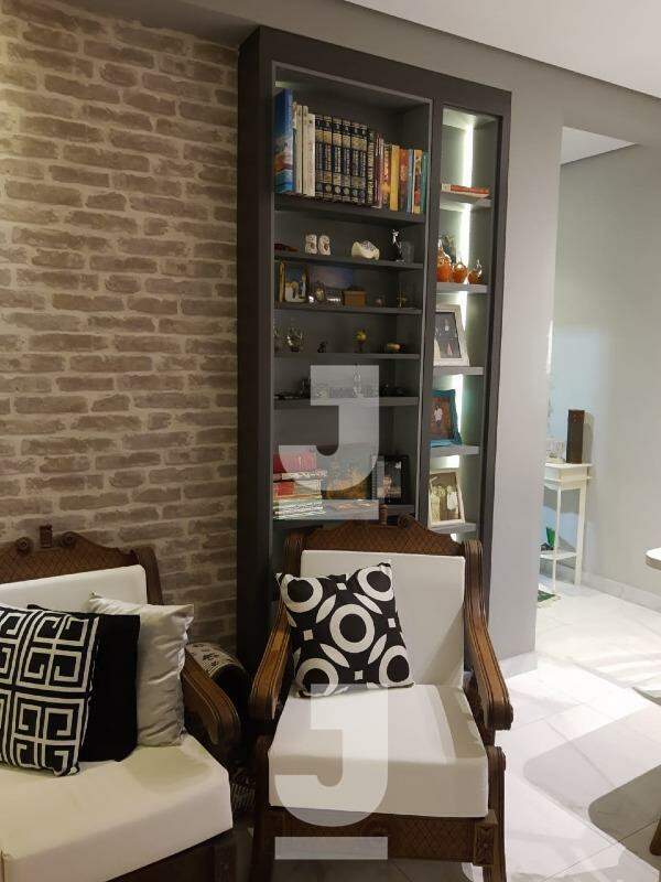 Apartamento à venda com 2 quartos, 85m² - Foto 4