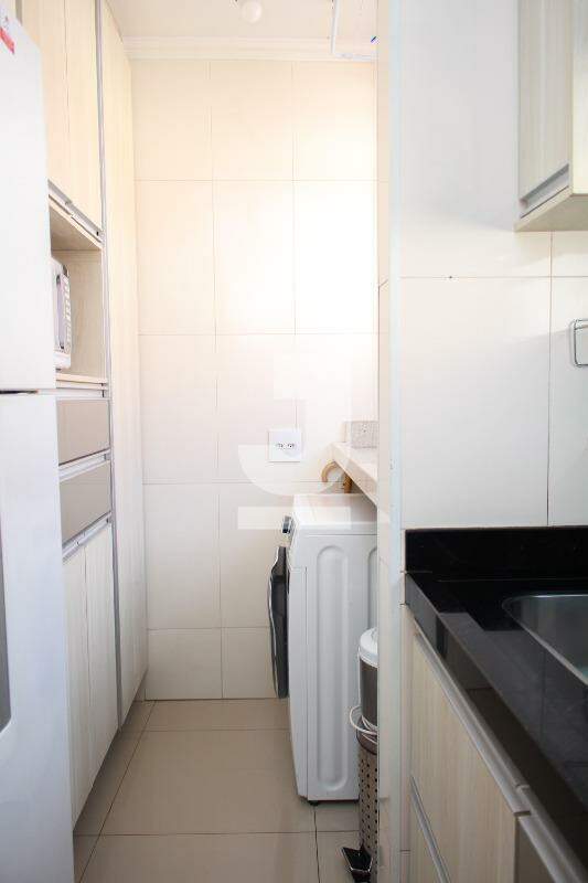 Apartamento à venda com 2 quartos, 49m² - Foto 30