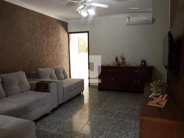 Casa à venda com 3 quartos, 166m² - Foto 5