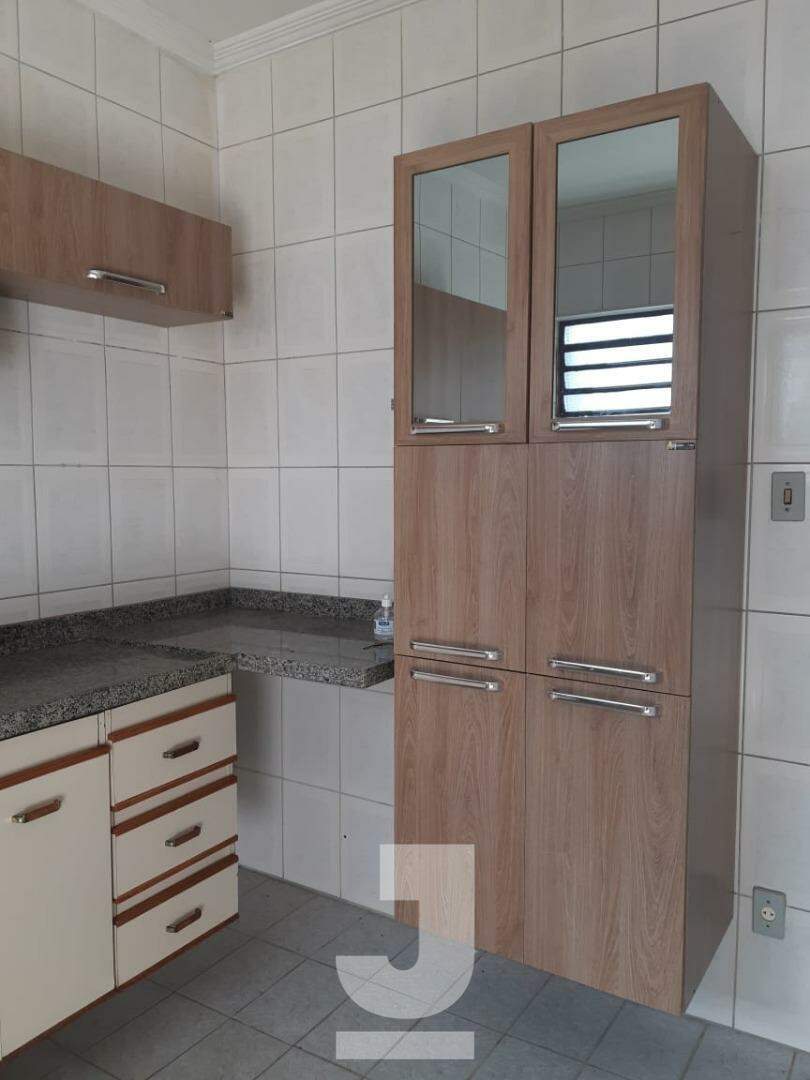 Casa à venda com 3 quartos, 248m² - Foto 15