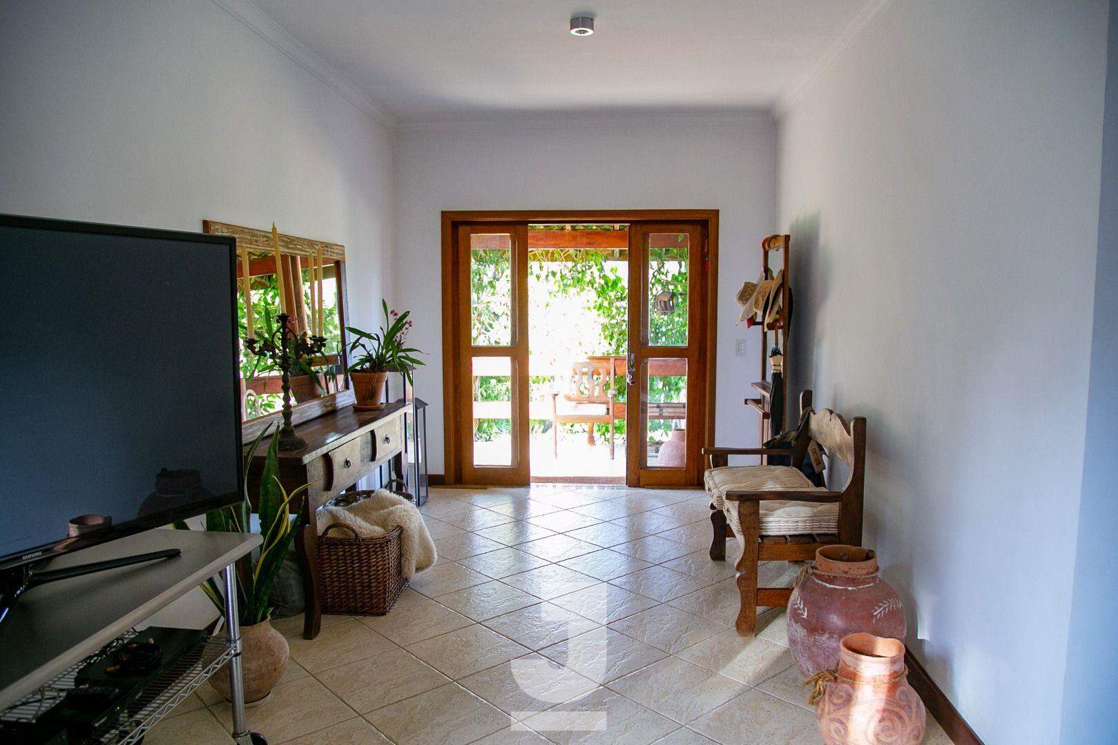 Fazenda à venda com 3 quartos, 300m² - Foto 39