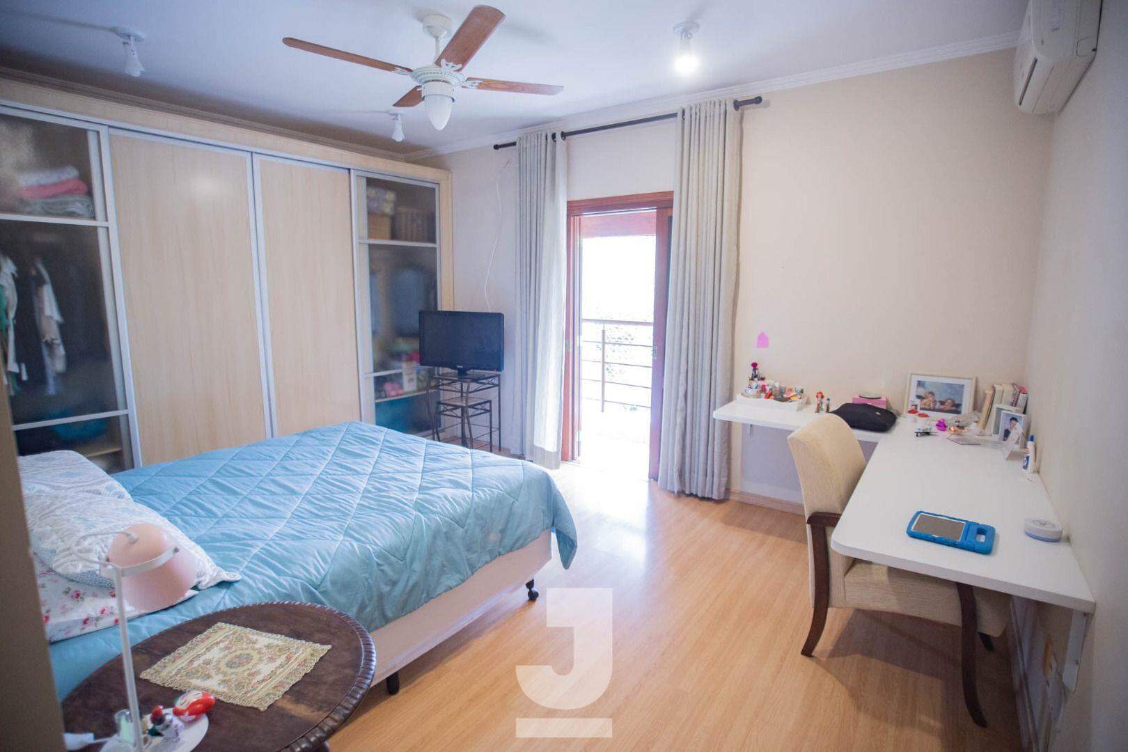 Casa de Condomínio à venda com 4 quartos, 320m² - Foto 23