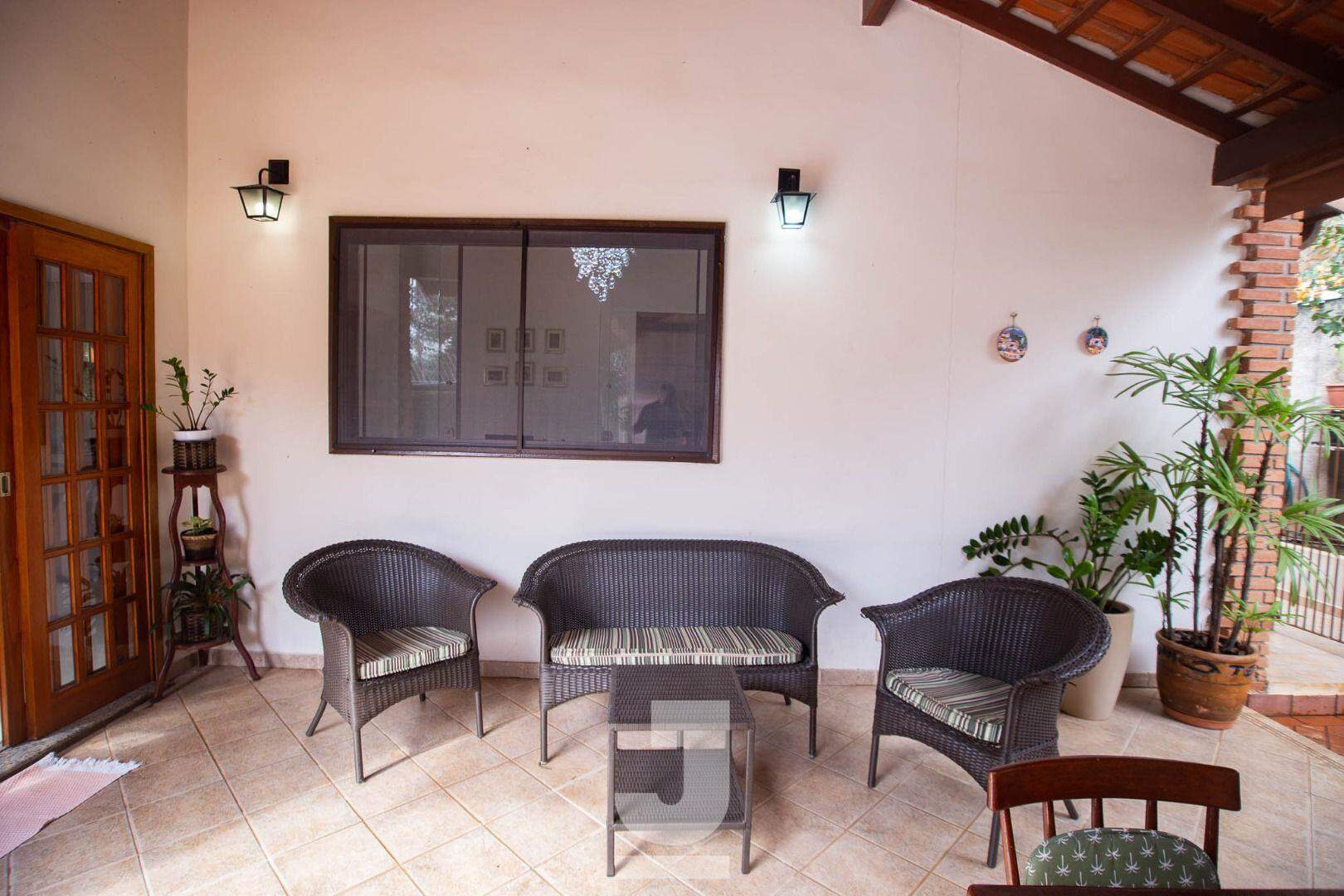 Casa de Condomínio à venda com 4 quartos, 320m² - Foto 15