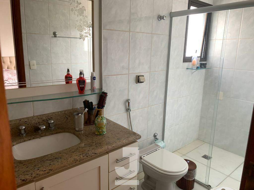 Apartamento à venda com 3 quartos, 150m² - Foto 20