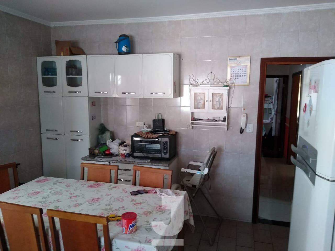 Casa à venda com 5 quartos, 230m² - Foto 17