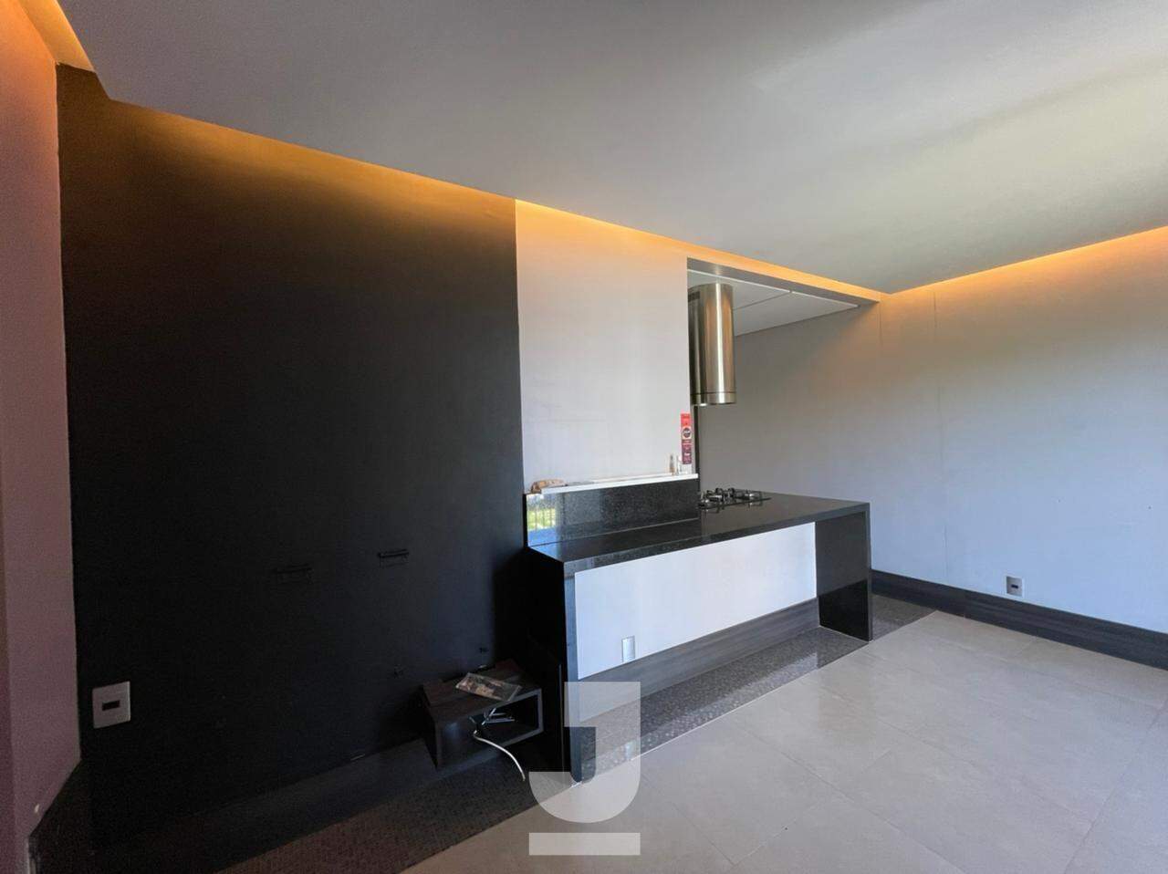 Apartamento à venda com 3 quartos, 74m² - Foto 1