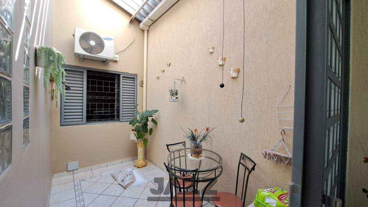 Casa à venda com 3 quartos, 144m² - Foto 7