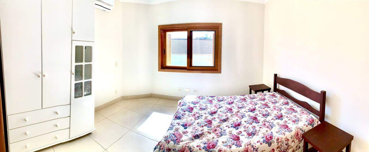 Casa de Condomínio à venda com 4 quartos, 360m² - Foto 16