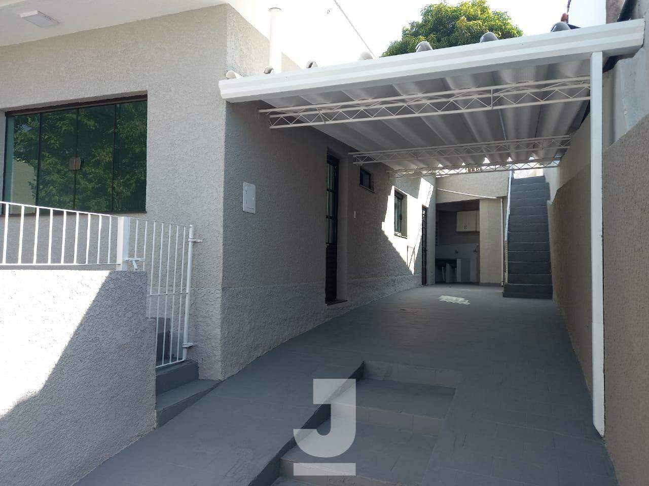 Casa à venda com 2 quartos, 115m² - Foto 4