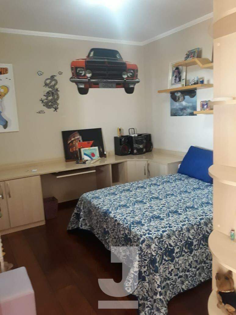 Casa de Condomínio à venda com 4 quartos, 400m² - Foto 12