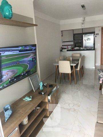 Apartamento à venda com 3 quartos, 102m² - Foto 1