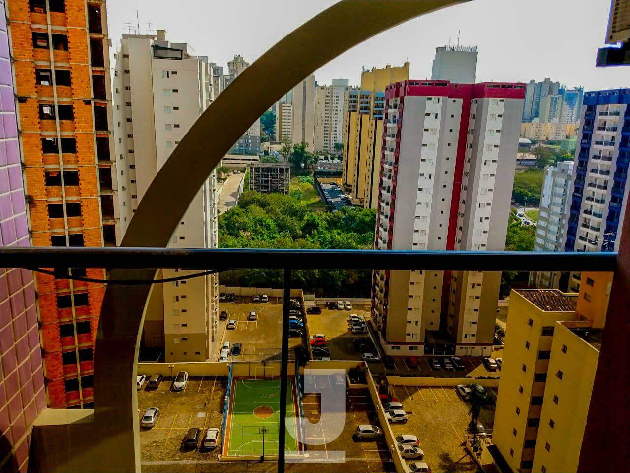 Apartamento à venda com 2 quartos, 70m² - Foto 6