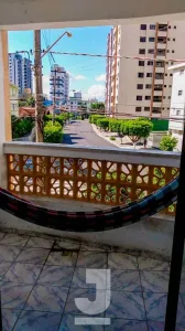Apartamento à venda por 250.000,00 no bairro Vila Guilhermina, Edifício Luciana em Praia Grande.: 