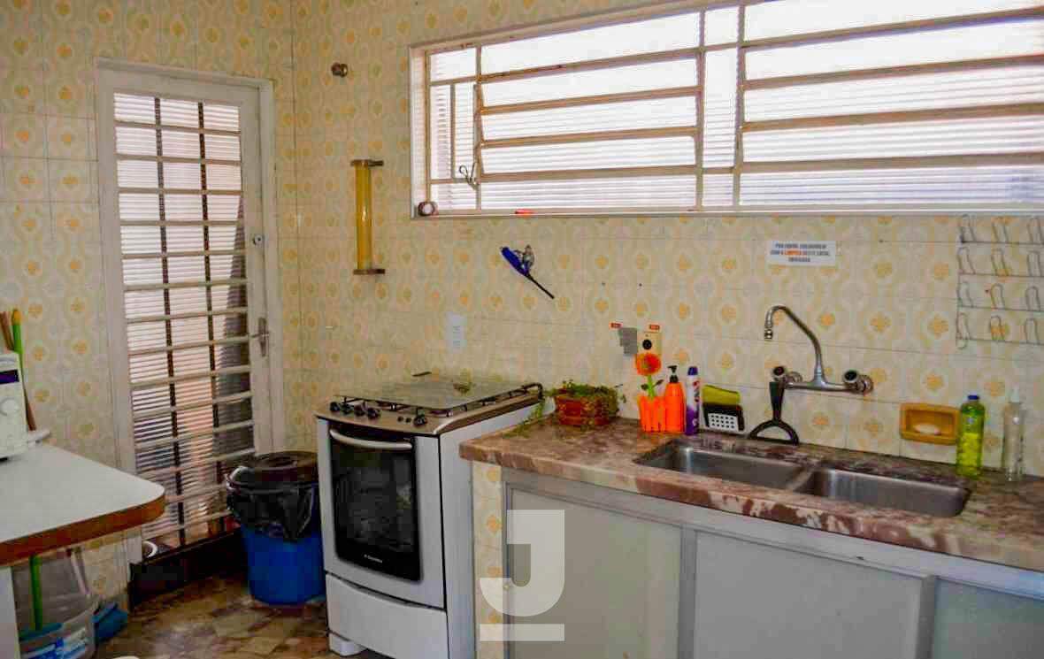 Casa à venda com 4 quartos, 303m² - Foto 26